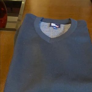 Men’s v neck sweater
